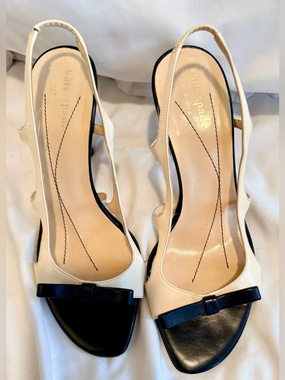 Kate Spade Italy Leather Bow Slingback Heels Cream Black Sz 6 Open Toe 3.5”